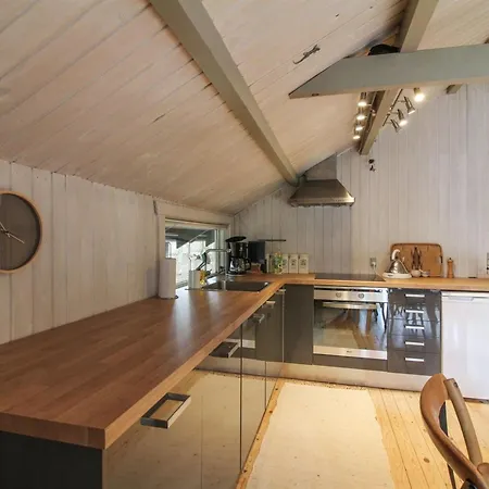 Feriehus Iskra - 900m From The Sea By Interhome